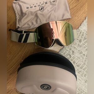 Blenders Women's Aura Ski Goggles - tan